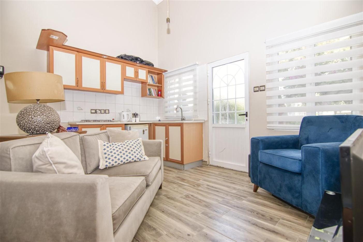 The Prince Inn Hotel & Villas Agios Georgios  エクステリア 写真