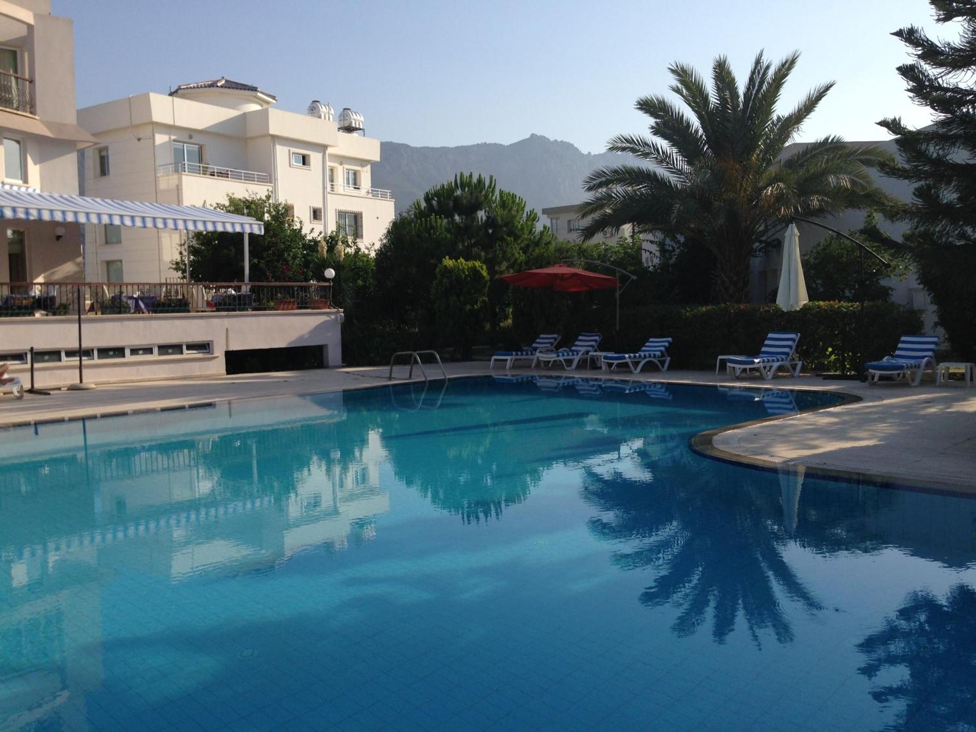 The Prince Inn Hotel & Villas Agios Georgios  エクステリア 写真